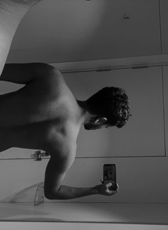 Anuj - Male escort in Hyderabad Photo 2 of 5