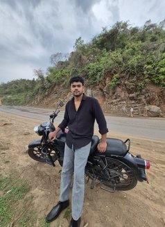 Anuj - Male escort in Hyderabad Photo 4 of 5