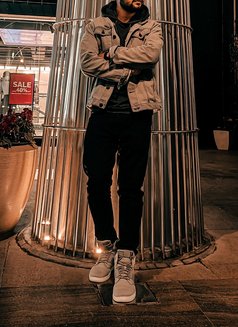 Anurag - masseur in Gurgaon Photo 2 of 2