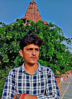 Anurag - Male escort in Jaipur Photo 2 of 3