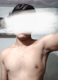 Anurag Massager and Foreplay Expert - Masajista in New Delhi Photo 2 of 3