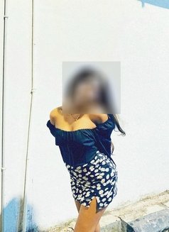 Anusha 22yrs - escort in Colombo Photo 4 of 7