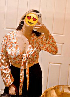 Anusha for Cam and Real Meet - escort in Colombo Photo 5 of 6