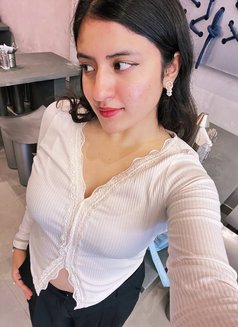 Anusha - escort in Thiruvananthapuram Photo 2 of 3