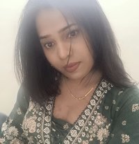 Anusha - Transsexual escort in Hyderabad