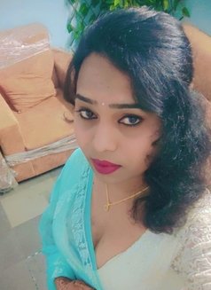 Anusha - Transsexual escort in Hyderabad Photo 12 of 12