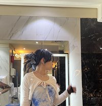 Anusha - puta in Kathmandu