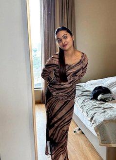 Anushka Call Girl Service - escort in Mumbai Photo 1 of 5