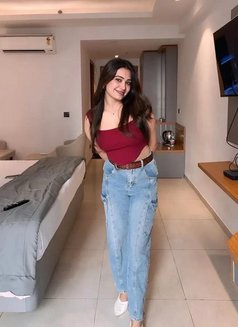 Anushka Call Girl Service - escort in Gurgaon Photo 1 of 4