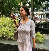 Anushka - escort in Mumbai