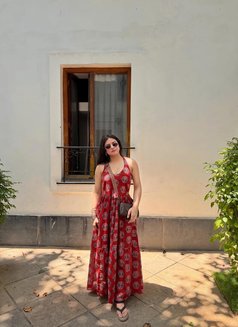 Anushka - escort in Mumbai Photo 3 of 3