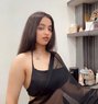 Anushka - escort in New Delhi Photo 1 of 1