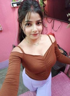 Anushka Escort Service - Acompañantes masculino in Udaipur Photo 2 of 2