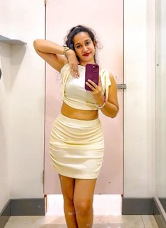 Anushka Escorts Service and Cell Girls S - puta in Kozhikode Photo 1 of 2
