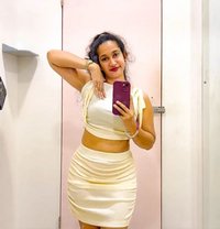 Anushka Escorts Service and Cell Girls S - escort in Kozhikode