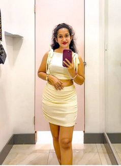 Anushka Escorts Service and Cell Girls S - puta in Kozhikode Photo 2 of 2