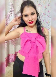 Anushka Escorts Service and Cell Girls S - puta in Thiruvananthapuram Photo 1 of 4
