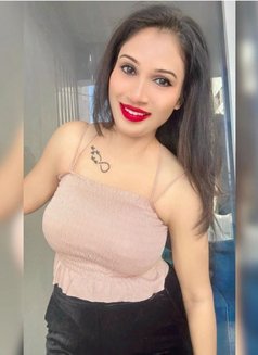 Anushka Escorts Service and Cell Girls S - puta in Thiruvananthapuram Photo 2 of 4