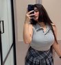 Anushka Escorts Service - puta in Rajkot Photo 1 of 3