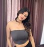 Anushka Incall Outcall - puta in Gurgaon Photo 1 of 6