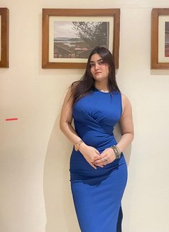 Anushka Incall Outcall - puta in Noida Photo 5 of 6