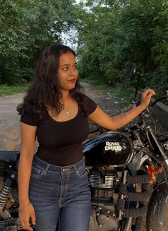 Anushka Independent Girl - puta in Gurgaon Photo 2 of 3