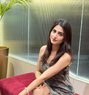 Anushka - escort in Abu Dhabi Photo 1 of 5