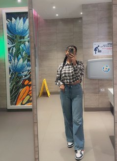 Anushka - escort in Ahmedabad Photo 20 of 20
