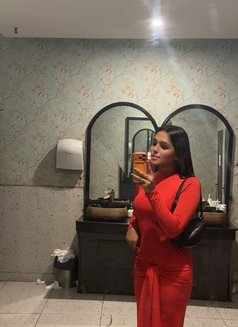 Anushka - escort in Ahmedabad Photo 2 of 24