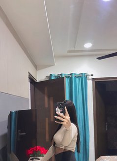 Anushka - escort in Ahmedabad Photo 13 of 24
