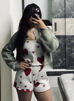 Anushka - escort in Bangalore Photo 1 of 1