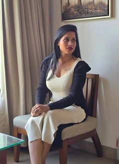 Anushka - escort in Bhavnagar Photo 1 of 4