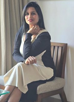 Anushka - escort in Bhavnagar Photo 2 of 4