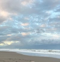 Anushka - puta in Candolim, Goa