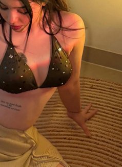 Anushka - escort in Candolim, Goa Photo 3 of 3