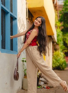 Anushka - escort in Candolim, Goa Photo 3 of 3