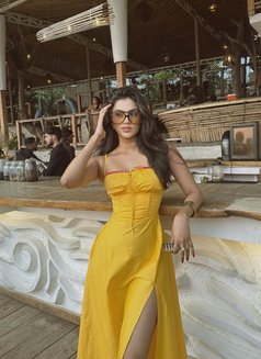 Anushka - escort in Candolim, Goa Photo 3 of 4