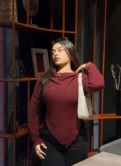 Anushka - escort in Chandigarh Photo 2 of 3