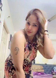 Anushka - escort in Chennai Photo 2 of 4