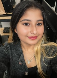 Prerna Cam and real meet - escort in Chennai Photo 3 of 4