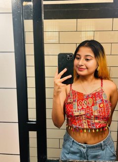 Prerna Cam and real meet - escort in Chennai Photo 4 of 4