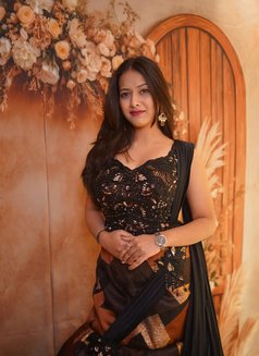 Anushka - escort in Chennai Photo 3 of 4