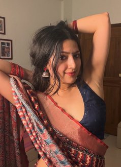 Anushka - escort in Chennai Photo 3 of 4