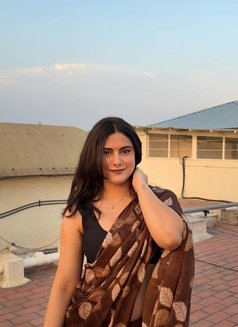 Anushka - escort in Chennai Photo 3 of 3