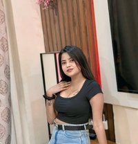 Anushka - puta in Guangzhou