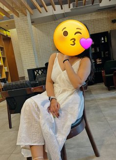 Anushka Cam and real meet service - escort in Chennai Photo 6 of 7