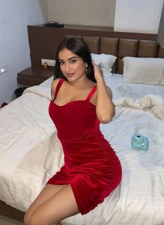 Anushka - escort in Lucknow Photo 1 of 3