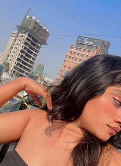 Anushka - masseuse in Mumbai Photo 2 of 2