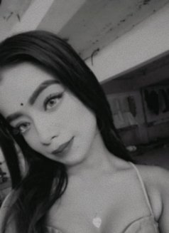 Anushka - masseuse in Mumbai Photo 2 of 2