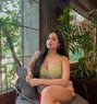 Anushka - escort in Mumbai Photo 1 of 3